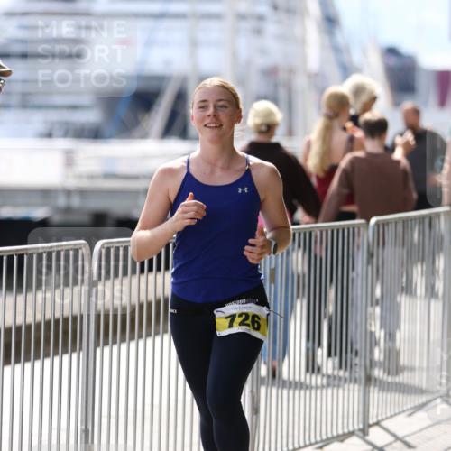 16.08.2026 - KN Förde Triathlon 2026 Antke Förster http://msf.ph/oto/10008495 16.08.2026 14:08:28 Laufen 726 meine-sportfotos.de