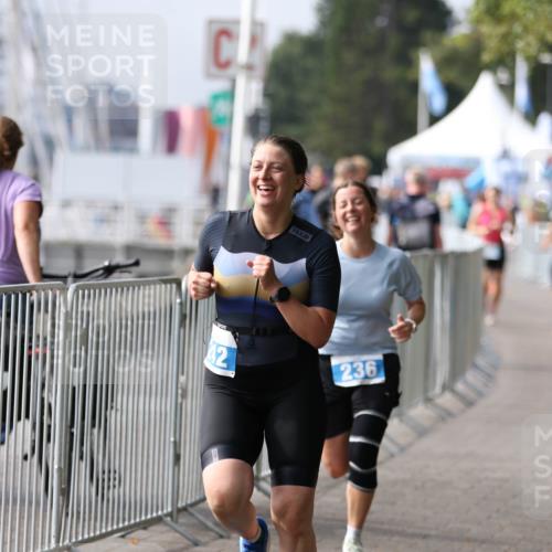 16.08.2026 - KN Förde Triathlon 2026 Antke Förster http://msf.ph/oto/10008508 16.08.2026 10:39:07 Laufen 42, 236 meine-sportfotos.de