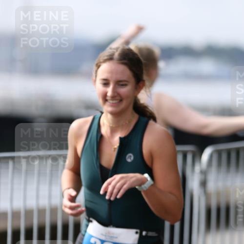 16.08.2026 - KN Förde Triathlon 2026 Antke Förster http://msf.ph/oto/10008553 16.08.2026 10:39:27 Laufen 202 meine-sportfotos.de