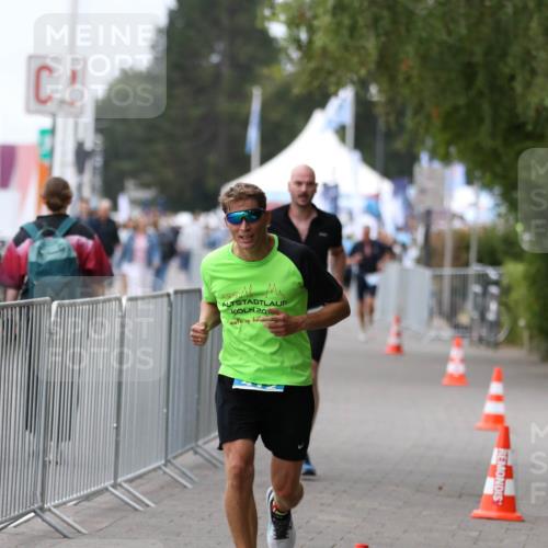 16.08.2026 - KN Förde Triathlon 2026 Antke Förster http://msf.ph/oto/10008554 16.08.2026 12:20:53 Laufen 70 meine-sportfotos.de