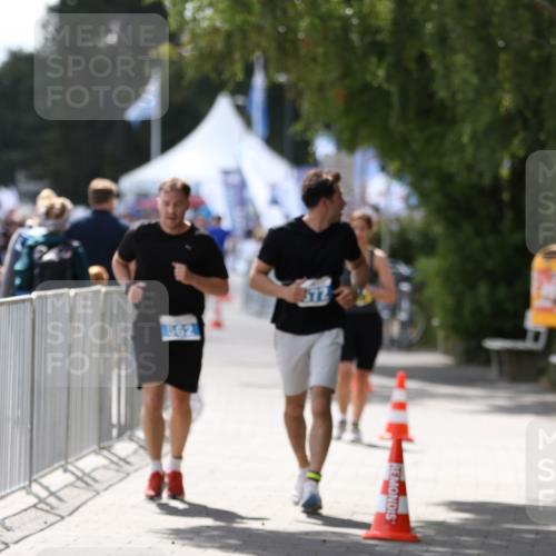 16.08.2026 - KN Förde Triathlon 2026 Antke Förster http://msf.ph/oto/10008555 16.08.2026 14:09:40 Laufen 562 meine-sportfotos.de