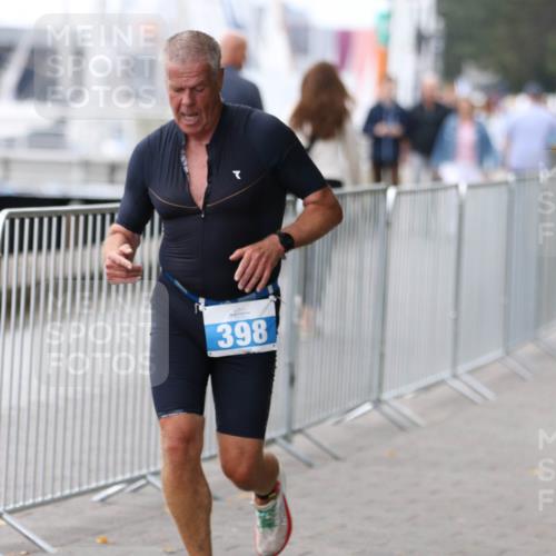 16.08.2026 - KN Förde Triathlon 2026 Antke Förster http://msf.ph/oto/10008605 16.08.2026 12:21:12 Laufen 398 meine-sportfotos.de