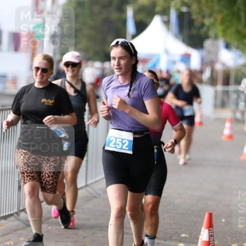 16.08.2026 - KN Förde Triathlon 2026 Antke Förster http://msf.ph/oto/10008646 16.08.2026 10:40:13 Laufen 252 meine-sportfotos.de