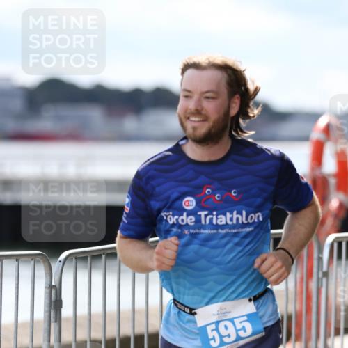 16.08.2026 - KN Förde Triathlon 2026 Antke Förster http://msf.ph/oto/10008648 16.08.2026 14:11:04 Laufen 595 meine-sportfotos.de