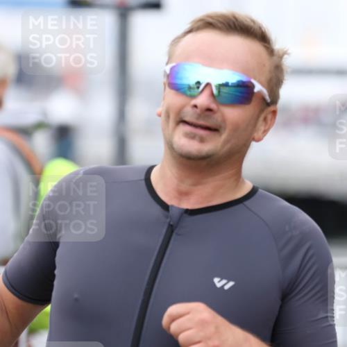 16.08.2026 - KN Förde Triathlon 2026 Antke Förster http://msf.ph/oto/10008677 16.08.2026 12:21:52 Laufen  meine-sportfotos.de