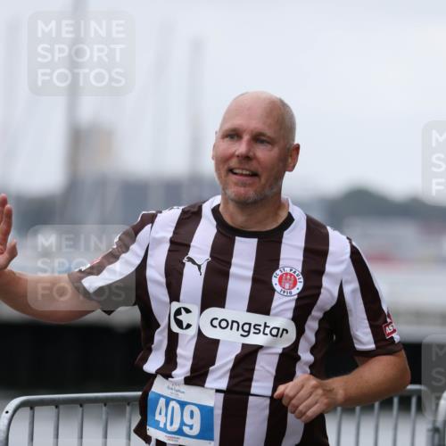 16.08.2026 - KN Förde Triathlon 2026 Antke Förster http://msf.ph/oto/10008685 16.08.2026 12:21:55 Laufen 226, 409, 1910 meine-sportfotos.de