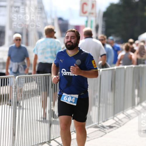 16.08.2026 - KN Förde Triathlon 2026 Antke Förster http://msf.ph/oto/10008772 16.08.2026 14:14:47 Laufen 604 meine-sportfotos.de