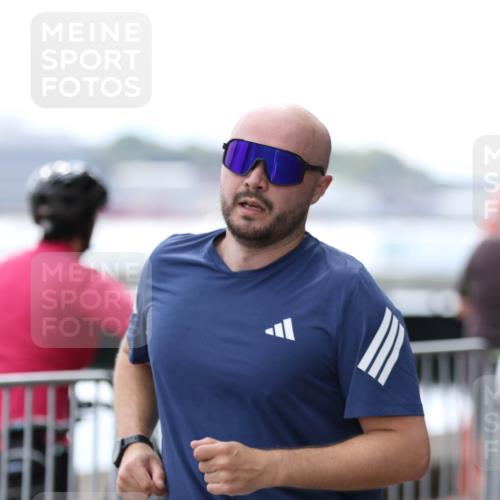 16.08.2026 - KN Förde Triathlon 2026 Antke Förster http://msf.ph/oto/10008812 16.08.2026 14:17:03 Laufen 599 meine-sportfotos.de