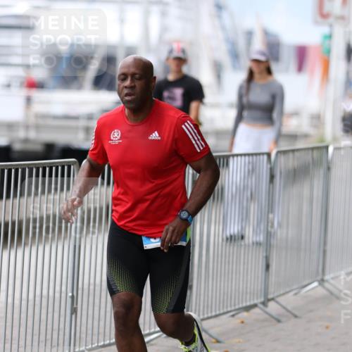 16.08.2026 - KN Förde Triathlon 2026 Antke Förster http://msf.ph/oto/10008817 16.08.2026 12:24:04 Laufen  meine-sportfotos.de