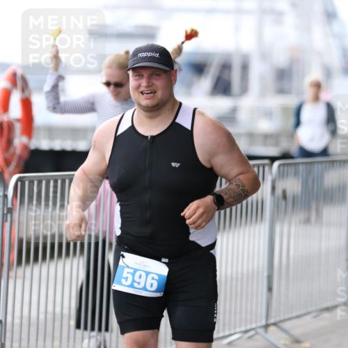16.08.2026 - KN Förde Triathlon 2026 Antke Förster http://msf.ph/oto/10008831 16.08.2026 14:19:06 Laufen 596 meine-sportfotos.de
