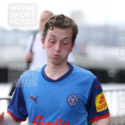 16.08.2026 - KN Förde Triathlon 2026 Antke Förster http://msf.ph/oto/10008846 16.08.2026 14:20:49 Laufen 609, 2026 meine-sportfotos.de