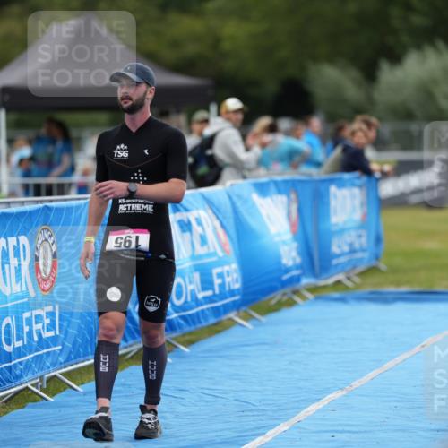 30.08.2026 - Elbe Triathlon Hamburg LAZAROV Photography http://msf.ph/oto/10026730 30.08.2026 10:02:40 Ziel 195 meine-sportfotos.de