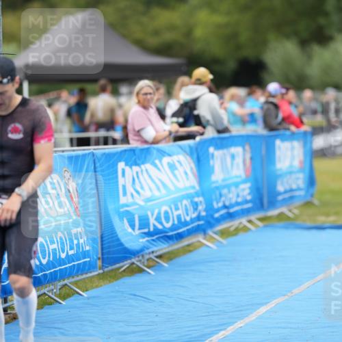 30.08.2026 - Elbe Triathlon Hamburg LAZAROV Photography http://msf.ph/oto/10026771 30.08.2026 10:14:32 Ziel 232, 238 meine-sportfotos.de