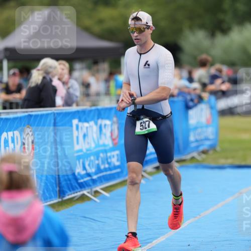 30.08.2026 - Elbe Triathlon Hamburg LAZAROV Photography http://msf.ph/oto/10026824 30.08.2026 10:25:02 Ziel 258, 527 meine-sportfotos.de