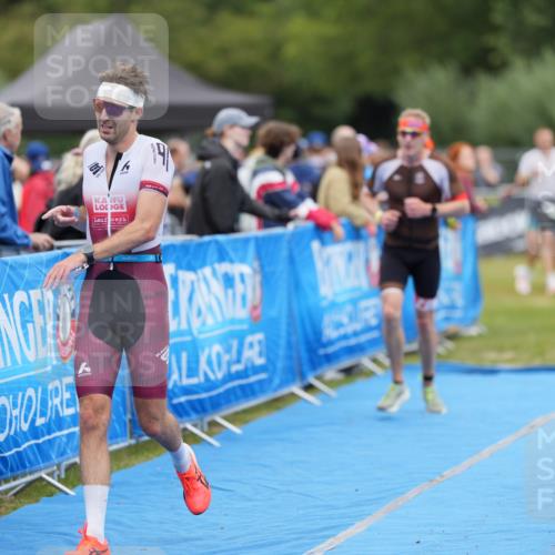 30.08.2026 - Elbe Triathlon Hamburg LAZAROV Photography http://msf.ph/oto/10026857 30.08.2026 10:29:36 Ziel 236, 310, 351 meine-sportfotos.de