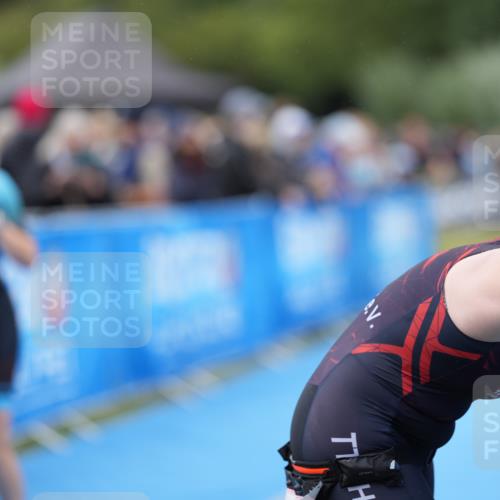 30.08.2026 - Elbe Triathlon Hamburg LAZAROV Photography http://msf.ph/oto/10026930 30.08.2026 10:35:05 Ziel 359 meine-sportfotos.de