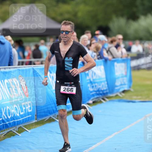 30.08.2026 - Elbe Triathlon Hamburg LAZAROV Photography http://msf.ph/oto/10027109 30.08.2026 10:46:31 Ziel 266, 508 meine-sportfotos.de