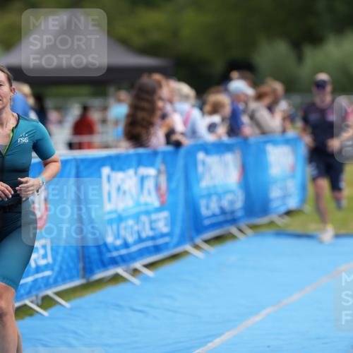 30.08.2026 - Elbe Triathlon Hamburg LAZAROV Photography http://msf.ph/oto/10027117 30.08.2026 10:46:47 Ziel 293, 354, 544 meine-sportfotos.de