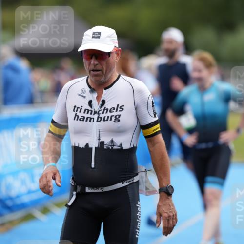 30.08.2026 - Elbe Triathlon Hamburg LAZAROV Photography http://msf.ph/oto/10027141 30.08.2026 10:48:28 Ziel 274, 361, 470 meine-sportfotos.de