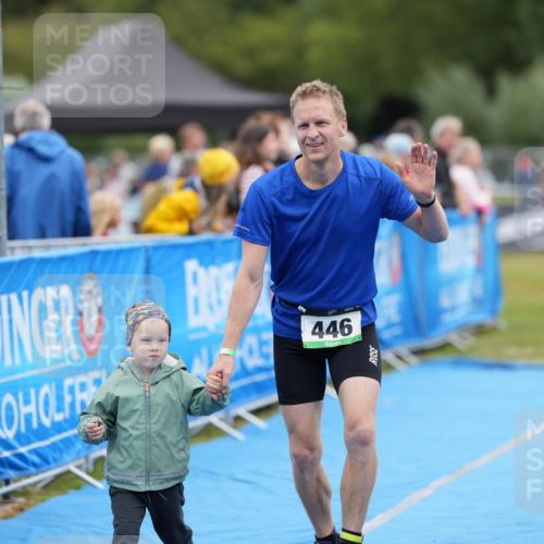 30.08.2026 - Elbe Triathlon Hamburg LAZAROV Photography http://msf.ph/oto/10027174 30.08.2026 10:51:36 Ziel 392, 446 meine-sportfotos.de