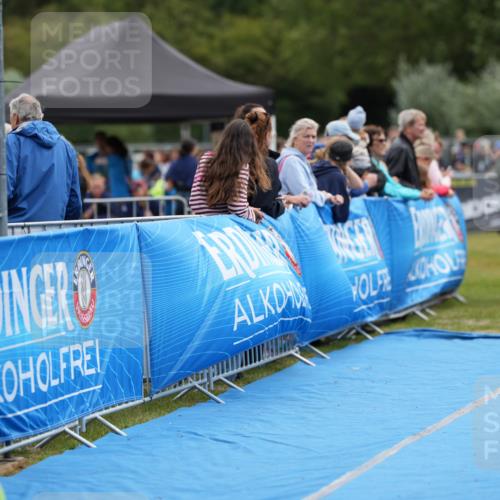 30.08.2026 - Elbe Triathlon Hamburg LAZAROV Photography http://msf.ph/oto/10027193 30.08.2026 10:52:58 Ziel 260, 281, 389, 841 meine-sportfotos.de