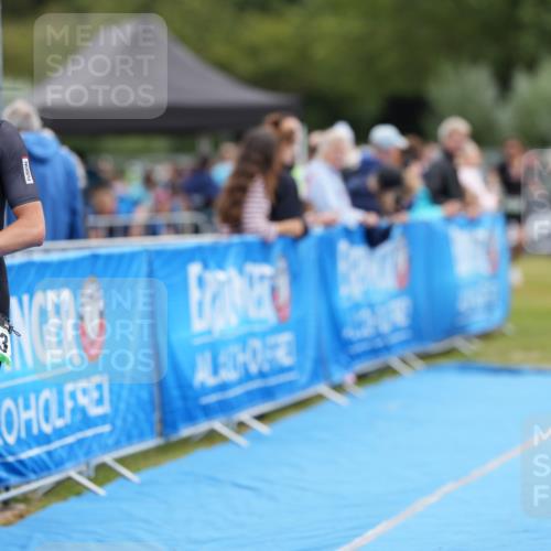 30.08.2026 - Elbe Triathlon Hamburg LAZAROV Photography http://msf.ph/oto/10027203 30.08.2026 10:53:08 Ziel 260, 389, 533 meine-sportfotos.de