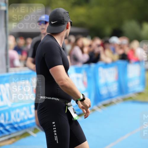 30.08.2026 - Elbe Triathlon Hamburg LAZAROV Photography http://msf.ph/oto/10027292 30.08.2026 10:58:45 Ziel 480, 588 meine-sportfotos.de