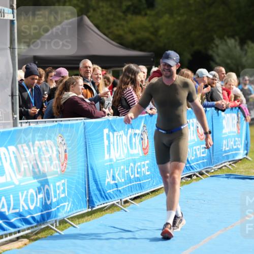 30.08.2026 - Elbe Triathlon Hamburg LAZAROV Photography http://msf.ph/oto/10027329 30.08.2026 11:00:05 Ziel 499 meine-sportfotos.de
