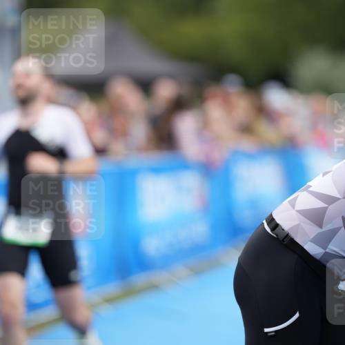 30.08.2026 - Elbe Triathlon Hamburg LAZAROV Photography http://msf.ph/oto/10027385 30.08.2026 11:03:01 Ziel 408 meine-sportfotos.de