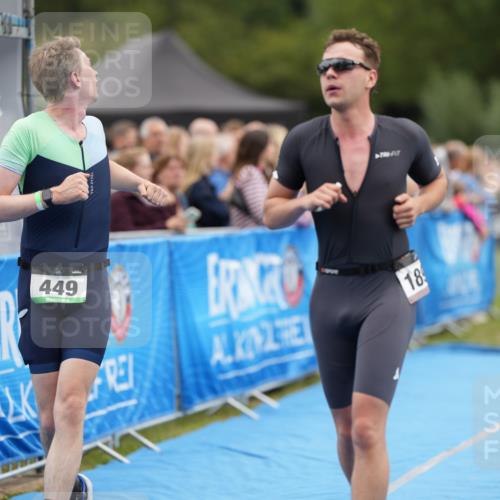 30.08.2026 - Elbe Triathlon Hamburg LAZAROV Photography http://msf.ph/oto/10027408 30.08.2026 11:04:07 Ziel 449, 642, 658, 1897 meine-sportfotos.de