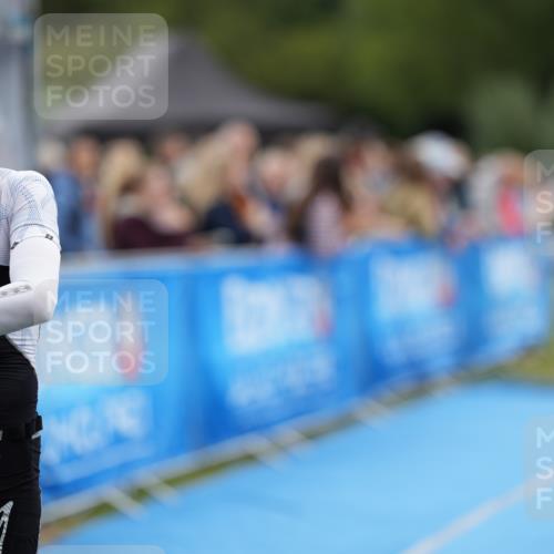 30.08.2026 - Elbe Triathlon Hamburg LAZAROV Photography http://msf.ph/oto/10027448 30.08.2026 11:06:05 Ziel 671, 779 meine-sportfotos.de