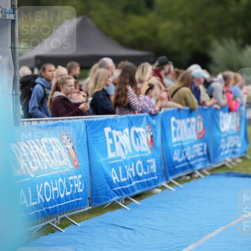 30.08.2026 - Elbe Triathlon Hamburg LAZAROV Photography http://msf.ph/oto/10027459 30.08.2026 11:06:29 Ziel 425, 482, 628 meine-sportfotos.de