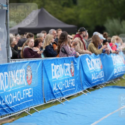 30.08.2026 - Elbe Triathlon Hamburg LAZAROV Photography http://msf.ph/oto/10027490 30.08.2026 11:07:26 Ziel 488, 495 meine-sportfotos.de