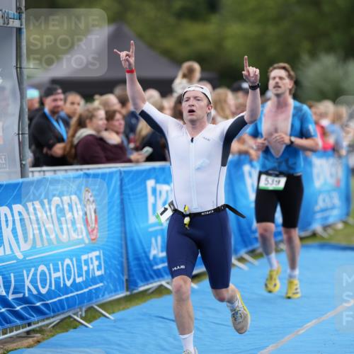 30.08.2026 - Elbe Triathlon Hamburg LAZAROV Photography http://msf.ph/oto/10027538 30.08.2026 11:09:36 Ziel 505, 539, 624, 681, 751, 1164 meine-sportfotos.de