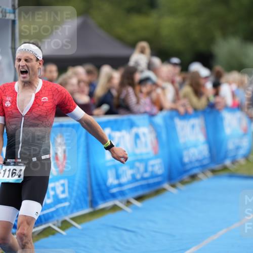 30.08.2026 - Elbe Triathlon Hamburg LAZAROV Photography http://msf.ph/oto/10027548 30.08.2026 11:09:43 Ziel 569, 624, 1164 meine-sportfotos.de
