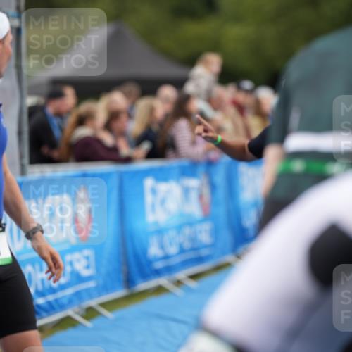 30.08.2026 - Elbe Triathlon Hamburg LAZAROV Photography http://msf.ph/oto/10027559 30.08.2026 11:10:13 Ziel 439, 581 meine-sportfotos.de