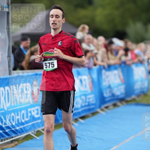 30.08.2026 - Elbe Triathlon Hamburg LAZAROV Photography http://msf.ph/oto/10027565 30.08.2026 11:10:39 Ziel 426, 513, 575, 678, 1045 meine-sportfotos.de