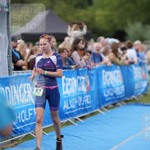 30.08.2026 - Elbe Triathlon Hamburg LAZAROV Photography http://msf.ph/oto/10027608 30.08.2026 11:12:30 Ziel 607, 632, 917 meine-sportfotos.de