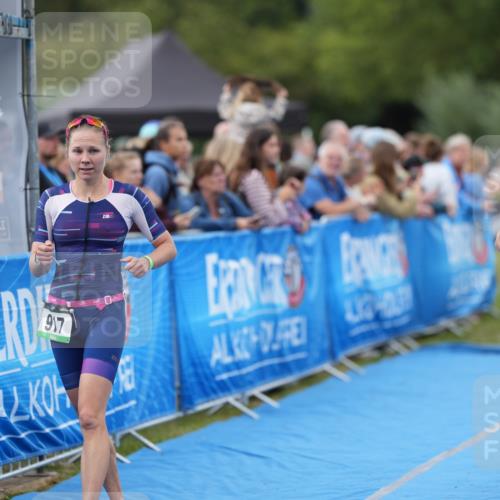 30.08.2026 - Elbe Triathlon Hamburg LAZAROV Photography http://msf.ph/oto/10027609 30.08.2026 11:12:31 Ziel 410, 607, 632, 722, 917 meine-sportfotos.de