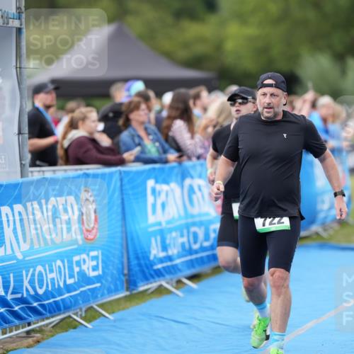 30.08.2026 - Elbe Triathlon Hamburg LAZAROV Photography http://msf.ph/oto/10027613 30.08.2026 11:12:38 Ziel 410, 612, 632, 722 meine-sportfotos.de