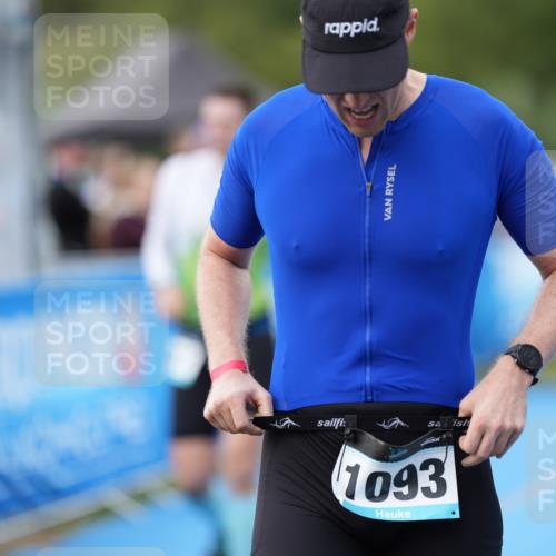 30.08.2026 - Elbe Triathlon Hamburg LAZAROV Photography http://msf.ph/oto/10027623 30.08.2026 11:12:52 Ziel 773, 1085, 1093, 1097 meine-sportfotos.de