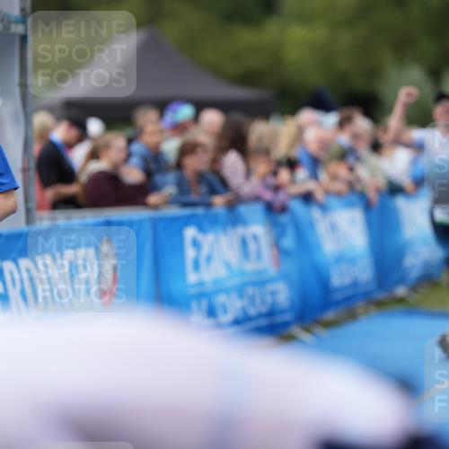 30.08.2026 - Elbe Triathlon Hamburg LAZAROV Photography http://msf.ph/oto/10027648 30.08.2026 11:13:20 Ziel 611, 750 meine-sportfotos.de
