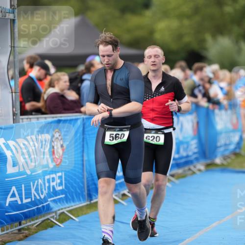 30.08.2026 - Elbe Triathlon Hamburg LAZAROV Photography http://msf.ph/oto/10027652 30.08.2026 11:13:31 Ziel 560, 598, 620, 752 meine-sportfotos.de