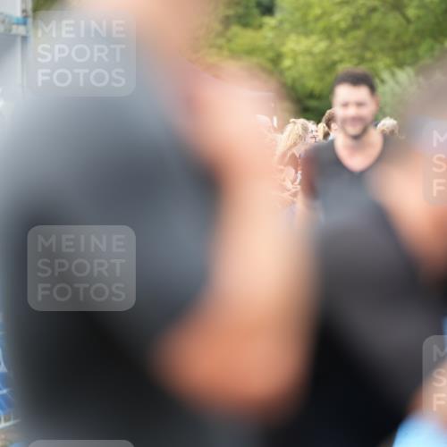 30.08.2026 - Elbe Triathlon Hamburg LAZAROV Photography http://msf.ph/oto/10027671 30.08.2026 11:14:09 Ziel 573 meine-sportfotos.de