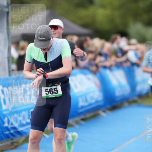 30.08.2026 - Elbe Triathlon Hamburg LAZAROV Photography http://msf.ph/oto/10027680 30.08.2026 11:14:36 Ziel 413, 497, 606, 640, 990, 1054, 1114 meine-sportfotos.de