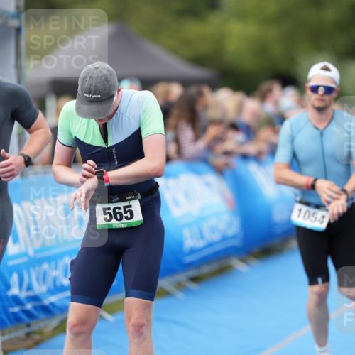 30.08.2026 - Elbe Triathlon Hamburg LAZAROV Photography http://msf.ph/oto/10027682 30.08.2026 11:14:37 Ziel 413, 497, 606, 640, 990, 1054, 1114 meine-sportfotos.de