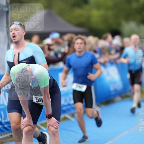 30.08.2026 - Elbe Triathlon Hamburg LAZAROV Photography http://msf.ph/oto/10027687 30.08.2026 11:14:41 Ziel 497, 600, 606, 640, 990, 1054, 1058 meine-sportfotos.de