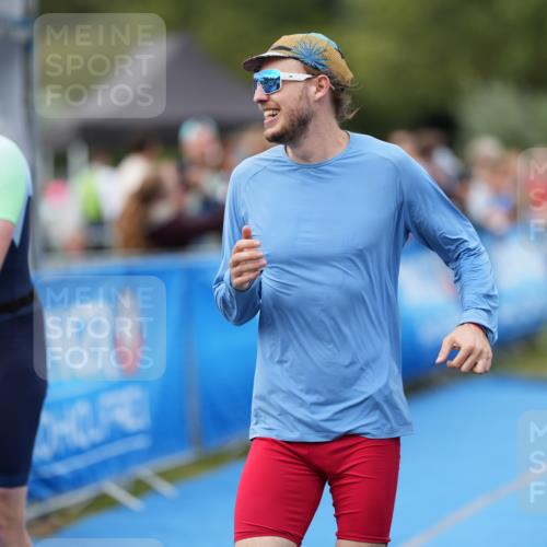 30.08.2026 - Elbe Triathlon Hamburg LAZAROV Photography http://msf.ph/oto/10027693 30.08.2026 11:14:49 Ziel 492, 500, 600, 619, 1058 meine-sportfotos.de