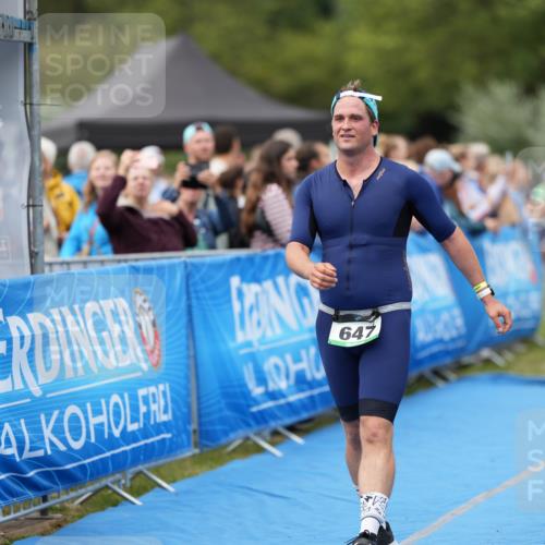 30.08.2026 - Elbe Triathlon Hamburg LAZAROV Photography http://msf.ph/oto/10027708 30.08.2026 11:15:33 Ziel 617, 647, 1027, 1080 meine-sportfotos.de