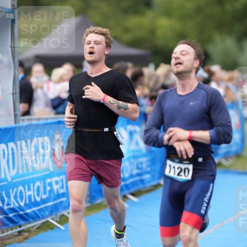 30.08.2026 - Elbe Triathlon Hamburg LAZAROV Photography http://msf.ph/oto/10027732 30.08.2026 11:16:23 Ziel 537, 623, 1120, 1140 meine-sportfotos.de